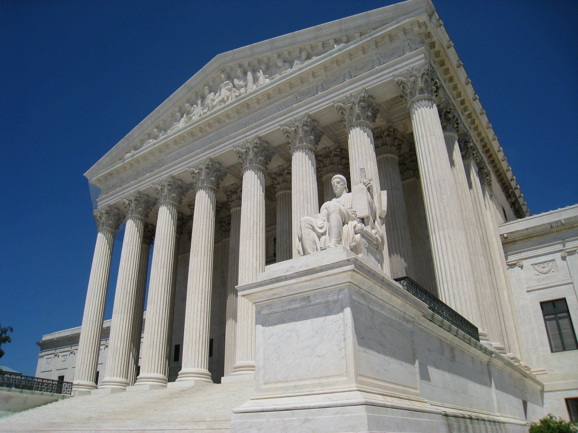 Oblique facade 2 US Supreme Court